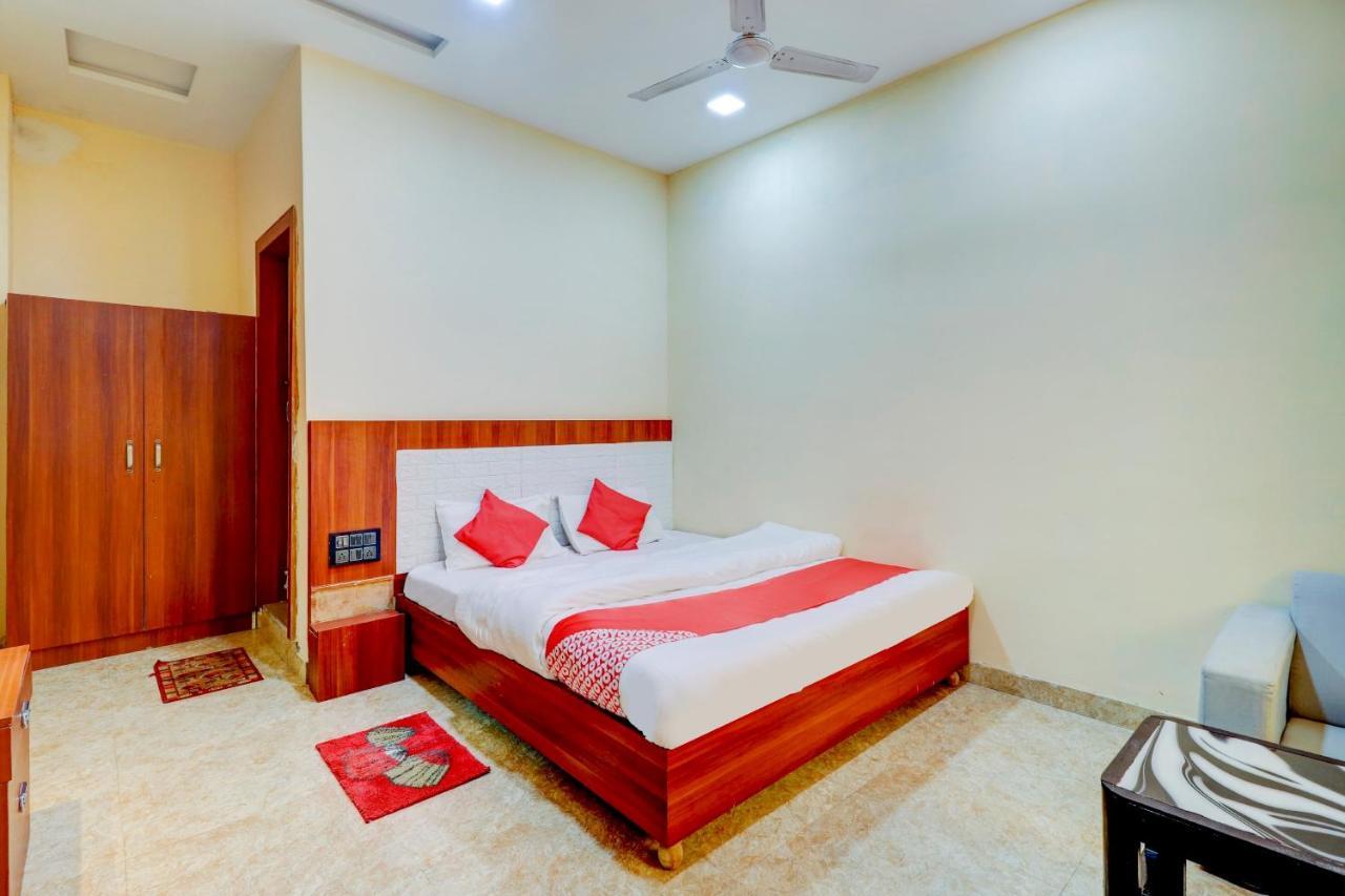 Oyo Flagship 73009 Hotel City Inn Dayal Bagh Екстер'єр фото