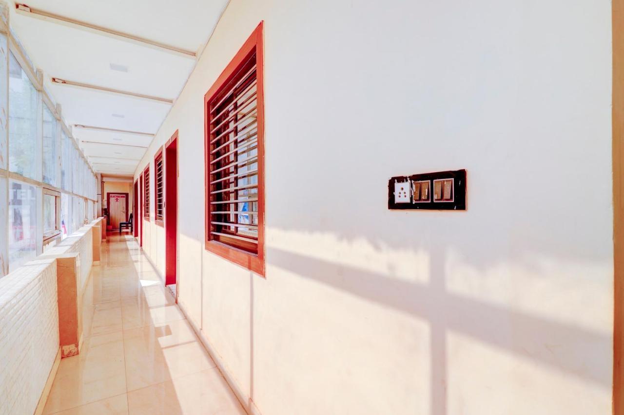 Oyo Flagship 73009 Hotel City Inn Dayal Bagh Екстер'єр фото